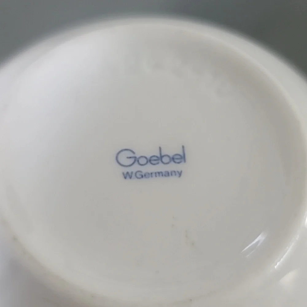 Goebel WGermany White Ceramic Tulip Vase